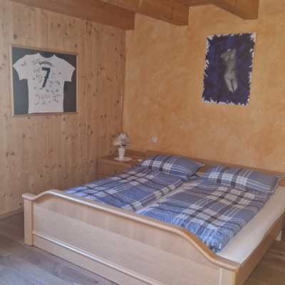 Das bild zeigt das zweite Schlafzimmer
